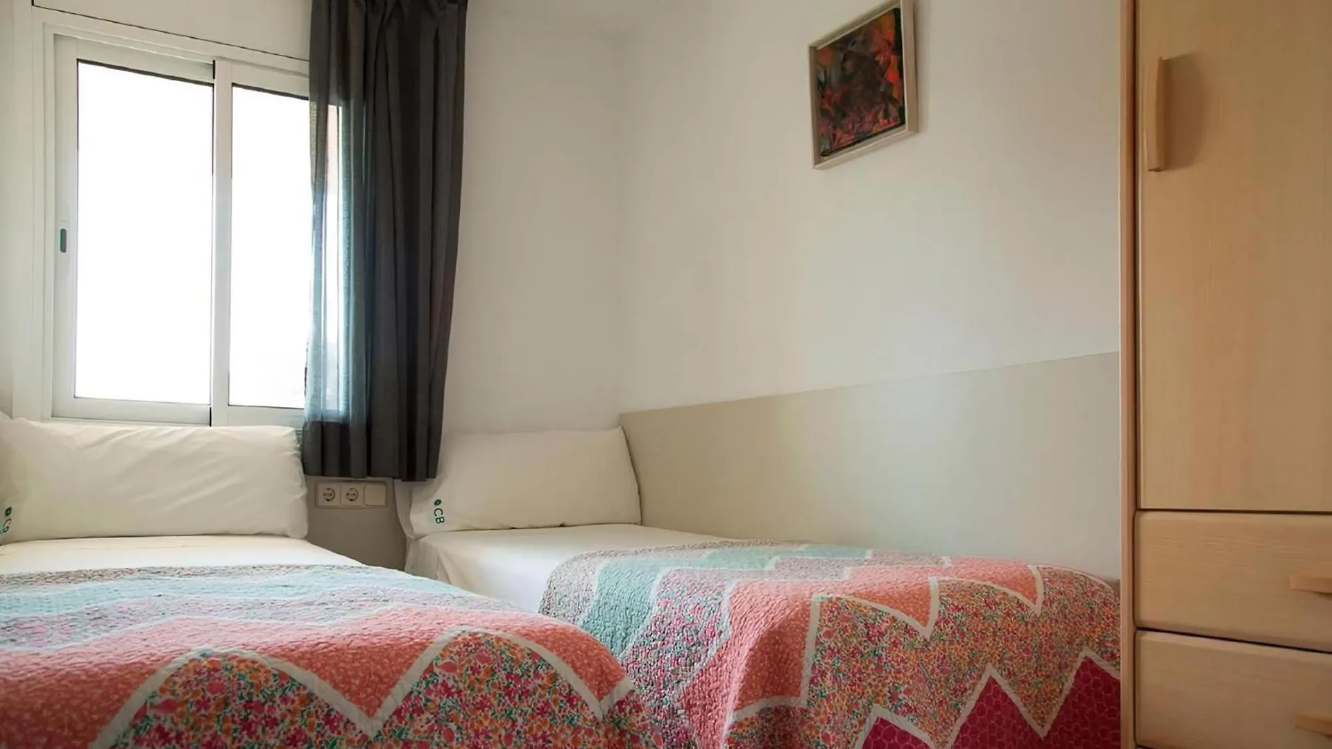 Strandnahe Wohnung In L Estartit Mit Pool L'Estartit